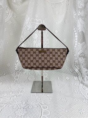 Vintage 2000s Gucci GG Boat Pochette Pink